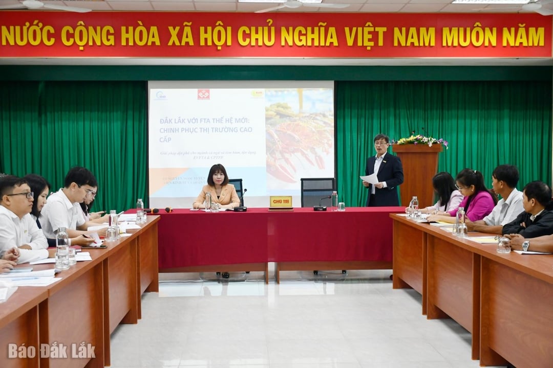 সেন্ট্রাল হাইল্যান্ডস ইনস্টিটিউট অফ ইকোনমিক্স অ্যান্ড ম্যানেজমেন্টের পরিচালক অধ্যাপক নগুয়েন এনগক টুয়েন 