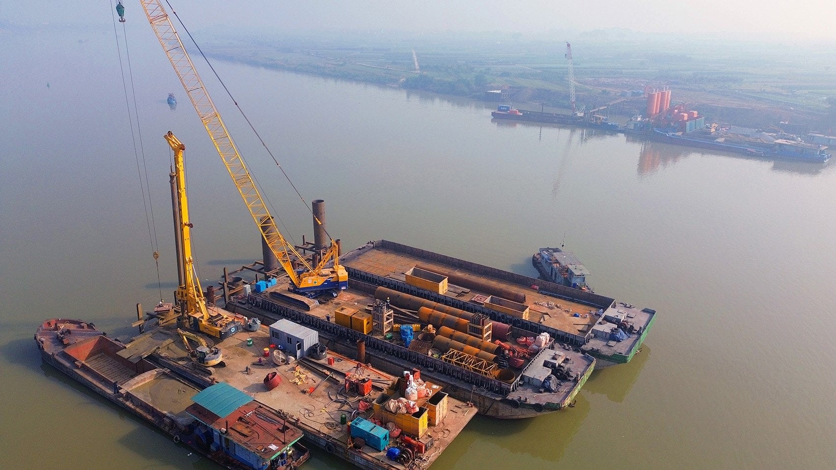 منطقه پاکسازی زمین برای پروژه پل نگوک هوی در بخش هایی از استان های هانوی و هونگ ین واقع شده است.