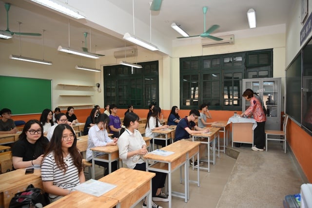 Bỏ tổ hợp C00: Chuyên gia chỉ cách điều chỉnh để đảm bảo quyền lợi cho thí sinh- Ảnh 1.