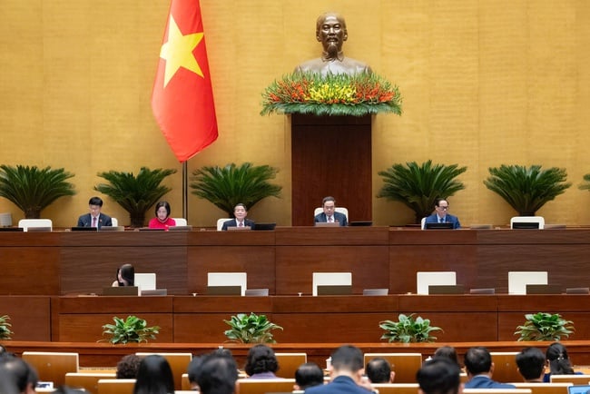 芸術活動に関する法律を早急に研究・策定し、観光法を現状に合わせて取りまとめ、改正する - 写真1。 Sớm nghiên cứu, xây dựng Luật về hoạt động nghệ thuật; Tổng kết, sửa đổi Luật Du lịch phù hợp với tình hình thực tiễn - Ảnh 1.