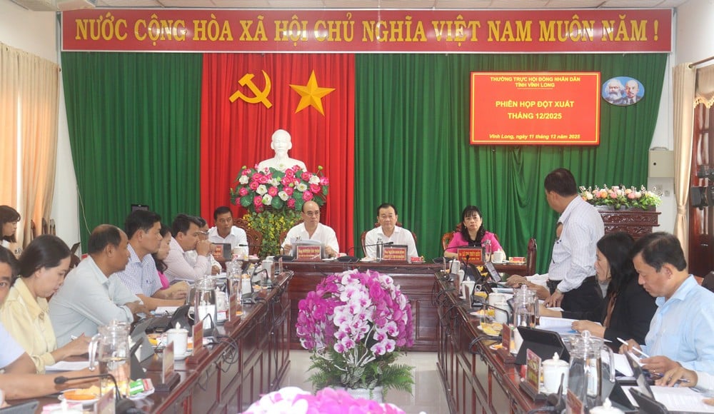 A Tartományi Népi Tanács Állandó Bizottsága a szakosított szervek előadásait hallgatta meg az ülésen.