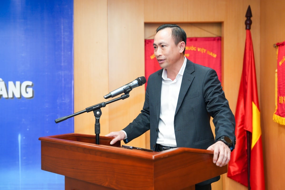 ویتنام ایسوسی ایشن آف پیپلز کریڈٹ فنڈز اور بینکنگ ٹائمز نے ایک جامع تعاون کے معاہدے پر دستخط کیے۔ Hiệp hội QTDND Việt Nam và Thời báo Ngân hàng ký kết hợp tác toàn diện