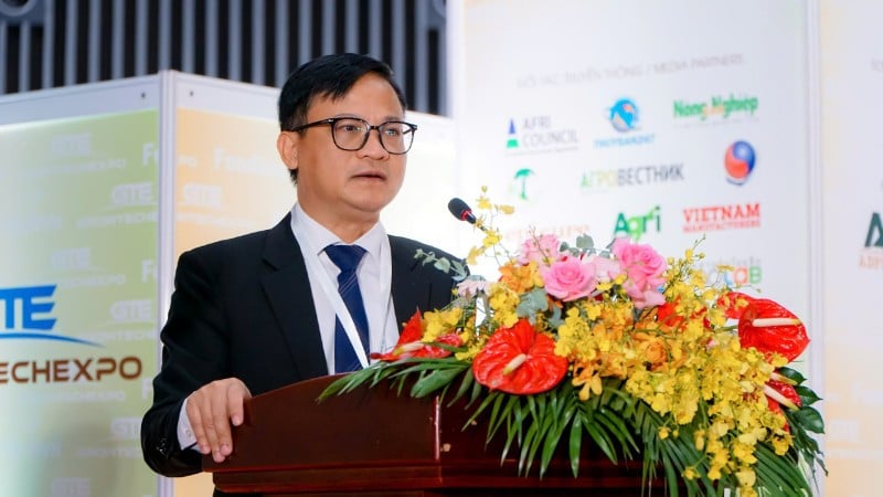 মিঃ ফাম ডুক এনঘিয়েম - বিজ্ঞান ও প্রযুক্তি মন্ত্রণালয়ের স্টার্টআপস এবং প্রযুক্তি উদ্যোগ বিভাগের উপ-পরিচালক।