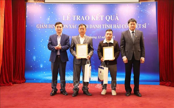 चित्र परिचय