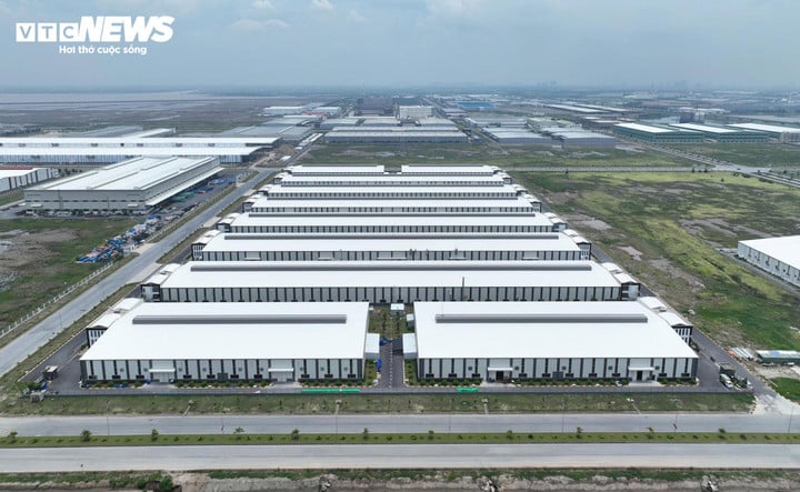 ภาพมุมมองของนิคมอุตสาหกรรมนามดินห์หวู ซึ่งเป็นของกลุ่มบริษัทเซาโด