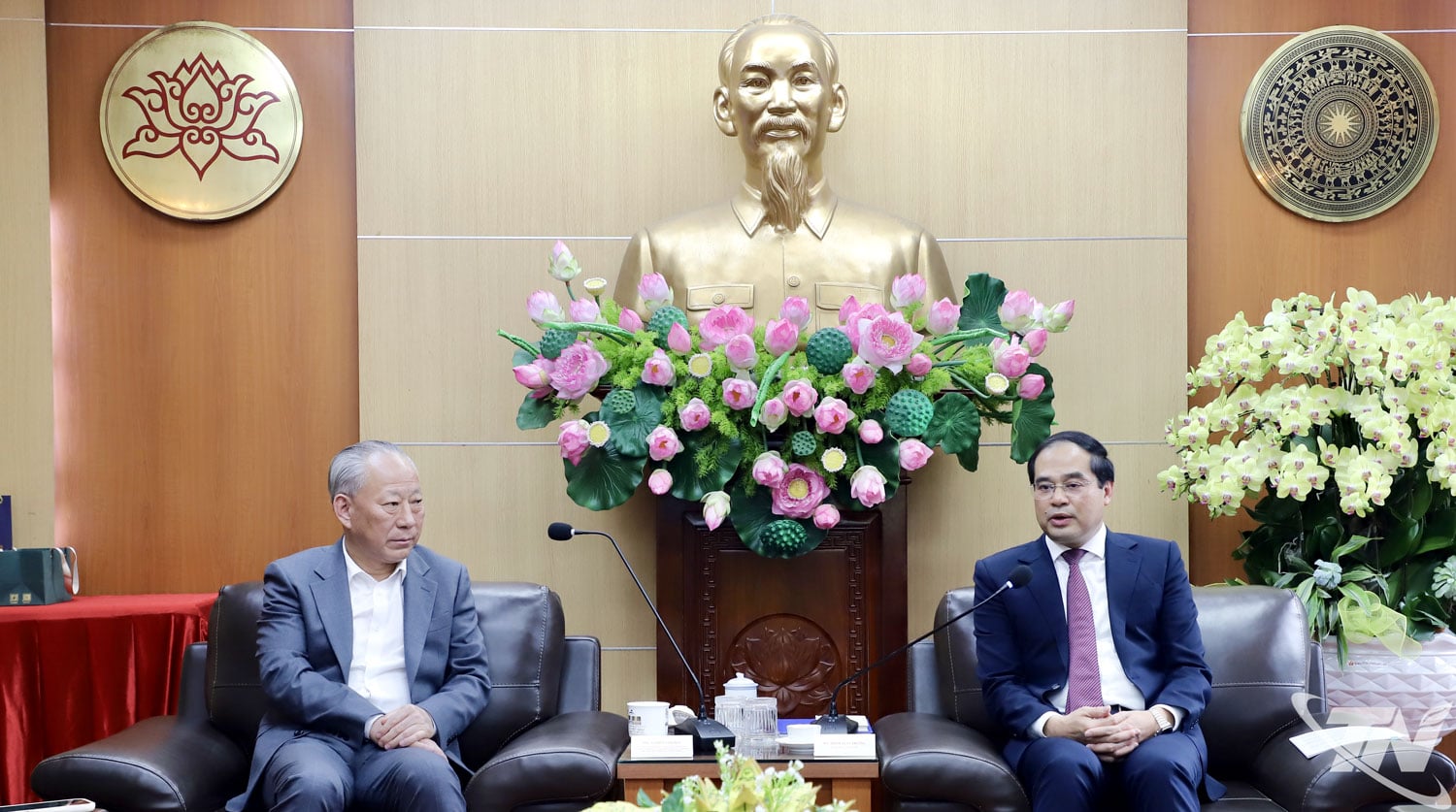 លេខាបក្សខេត្ត Trinh Xuan Truong