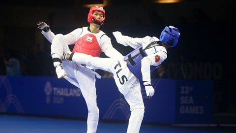 SEA Games 33, December 11th: Vietnamese Taekwondo, Gymnastics, and Jujitsu teams continuously win gold medals.