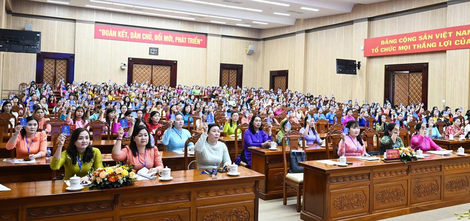 Første sesjon i An Giang provinsielle kvinnekongress for perioden 2025–2030.