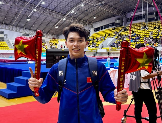 អត្តពលិកវៀតណាមដែលឈ្នះមេដាយមាសស៊ីហ្គេម ៣ បង្ហាញភាពចៃដន្យពិសេស - រូបថត ២. VĐV Việt Nam giành 3 HCV SEA Games tiết lộ sự trùng hợp đặc biệt- Ảnh 2.