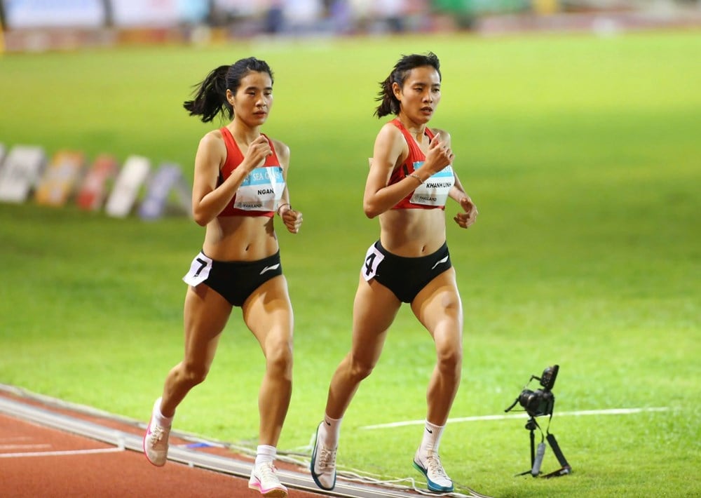 Η ομάδα στίβου του Βιετνάμ κερδίζει 2 χρυσά μετάλλια την ημέρα έναρξης των SEA Games 33 - φωτογραφία 1