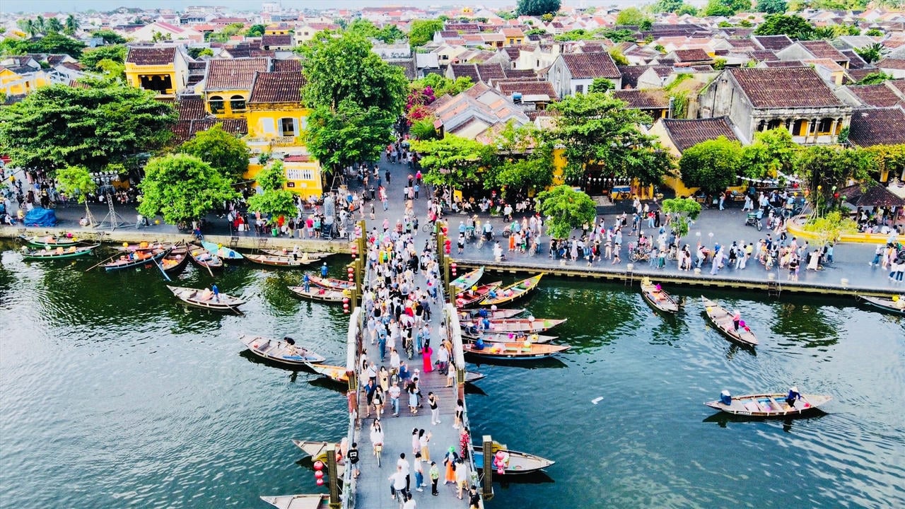 ງານບຸນປີໃໝ່ດ່າໜັງ 2026 ຄາດວ່າຈະສ້າງຂະບວນການເຕີບໂຕຢ່າງແຂງແຮງໃນທ້າຍປີ 2025 ແລະ ຕະຫຼອດປີ 2026.