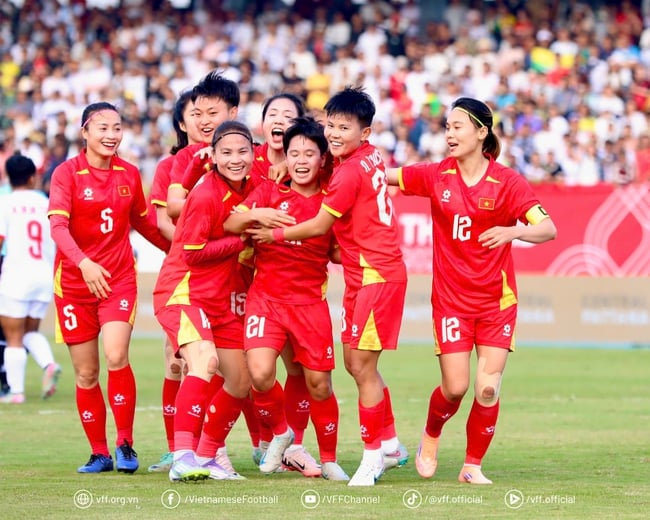 Thắng thuyết phục Myanmar, tuyển nữ  Việt Nam vào bán kết SEA Games 33 - Ảnh 2.