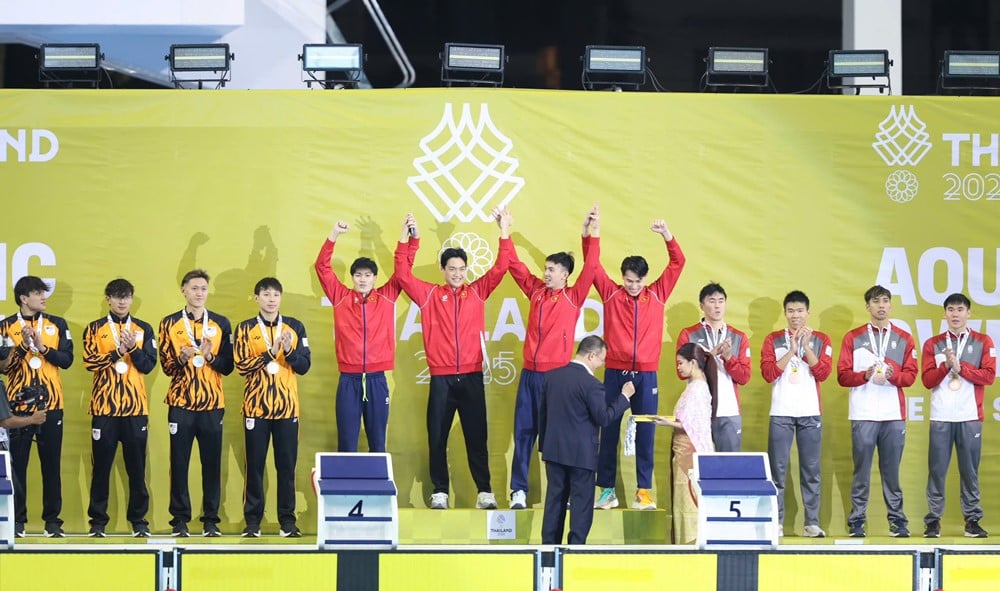 garçon 4x200m tu do nam 2.jpg