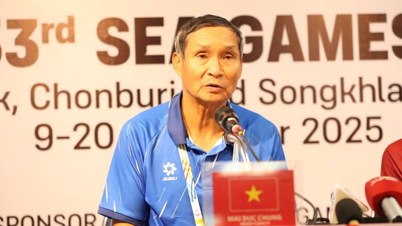 Tränare Mai Duc Chung på presskonferensen efter 2-0-segern mot Myanmar. (Foto: VFF)