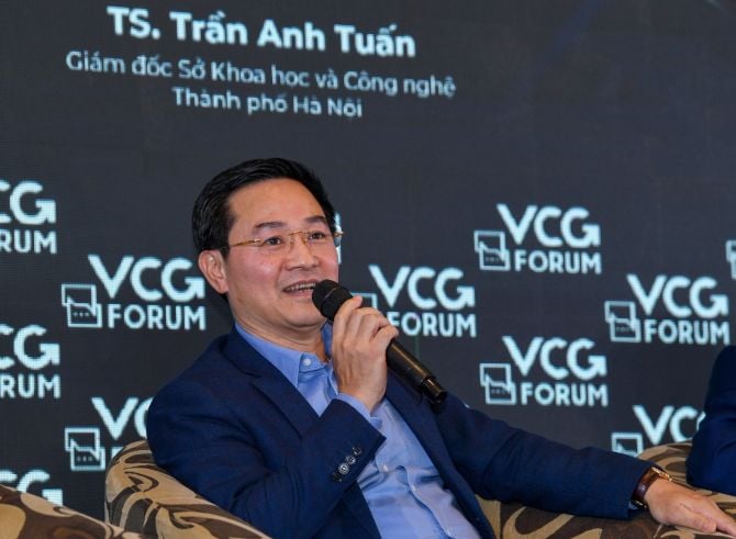 Dr. Tran Anh Tuan - a Hanoi Városi Tudományos és Technológiai Minisztérium igazgatója. TS. Trần Anh Tuấn - Giám đốc Sở Khoa học và Công nghệ Thành phố Hà Nội.