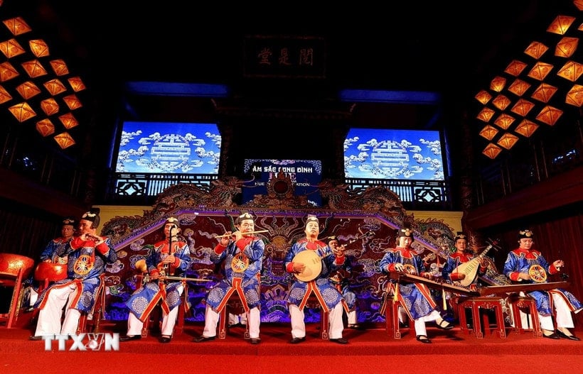 ملودی‌های موسیقی دربار سلطنتی بازسازی می‌شوند و عصر طلایی هنر ویتنامی را احیا می‌کنند. (عکس: Nhat Anh/VNA)