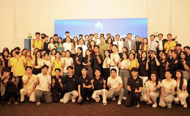 - Bilde 1. - Ảnh 1.