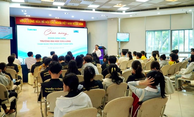 - Bilde 2. - Ảnh 2.