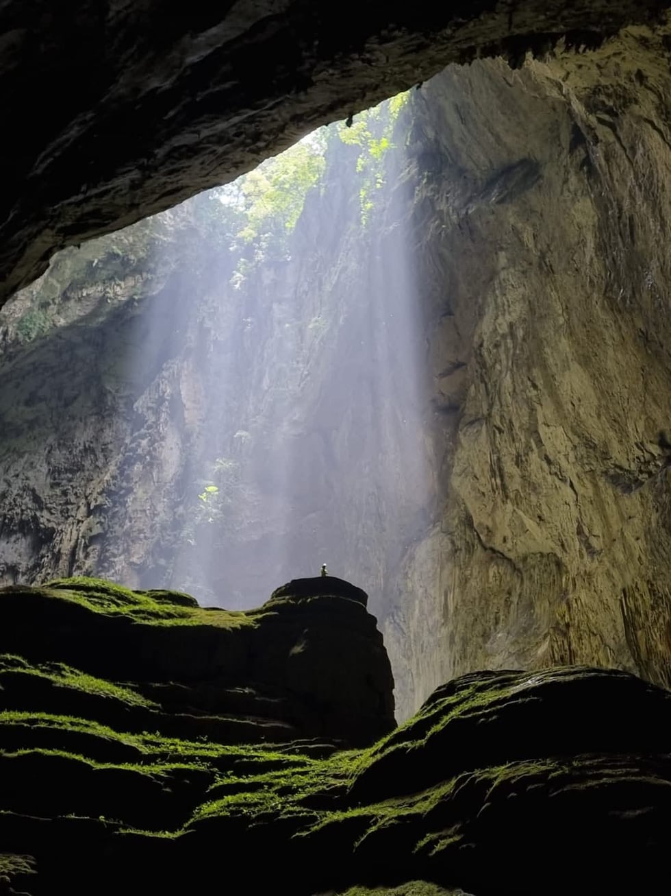 ដំណើរកម្សាន្តរុករករូងភ្នំសឺនដុង៖ បទពិសោធន៍ពិសេសមួយដែលត្រូវបានបម្រុងទុកសម្រាប់មនុស្សមួយចំនួនតូចប៉ុណ្ណោះ - រូបថតទី 1។