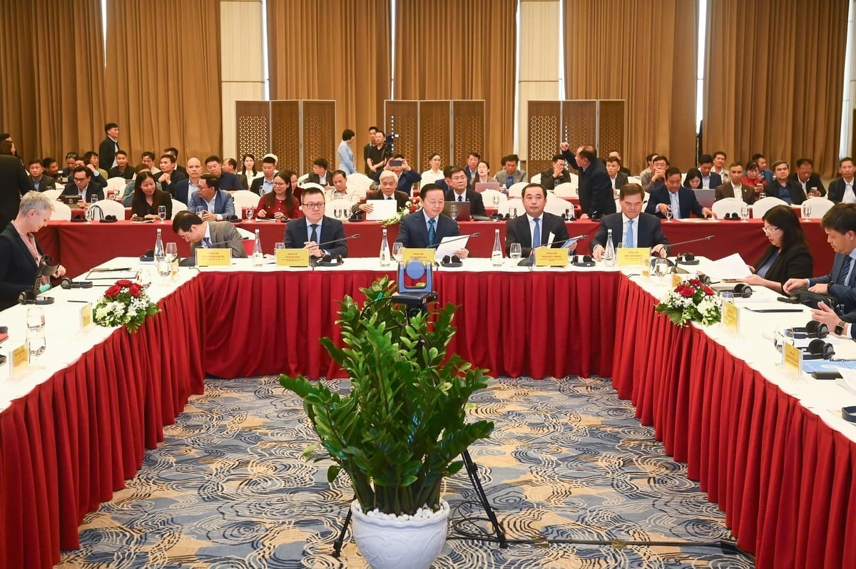 Diễn đàn Phát triển bền vững kinh tế biển Việt Nam 2025 vinh dự có sự tham dự và chỉ đạo của Phó Thủ tướng Chính phủ Trần Hồng Hà. Ảnh: Tùng Đinh.