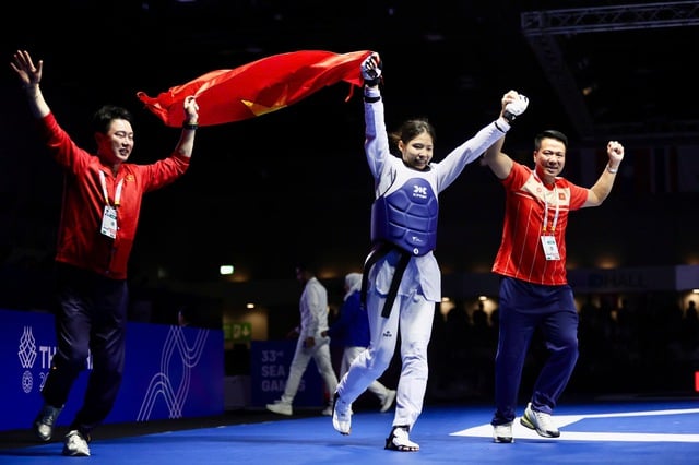 De Vietnamese vechter overwint de uitdaging van Thailand en keert terug naar de top van de regio - Foto 2. Vượt thử thách mang tên Thái Lan, võ sĩ Việt Nam trở lại đỉnh cao khu vực- Ảnh 2.