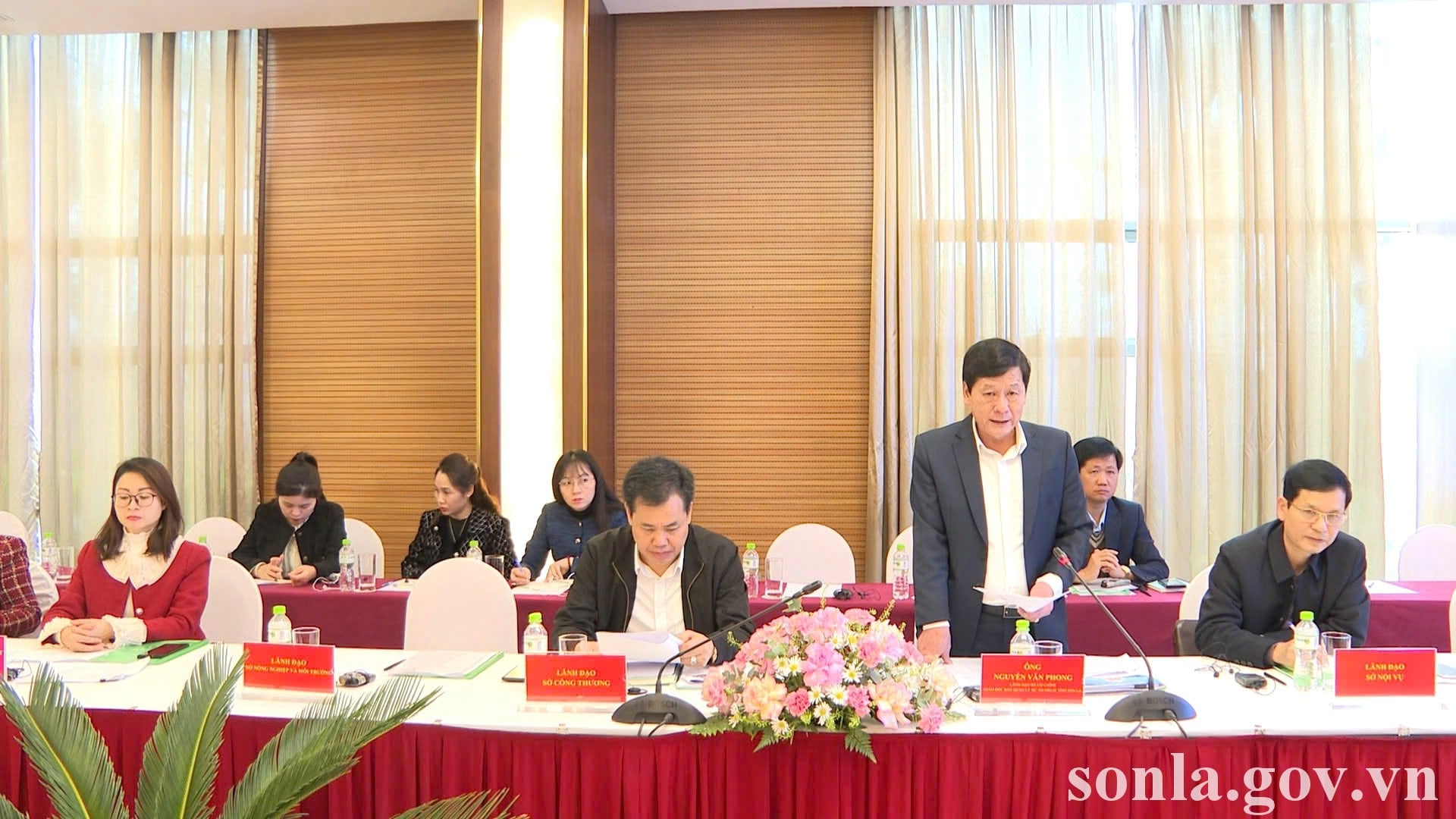 πιστεύει ότι το άρθρο