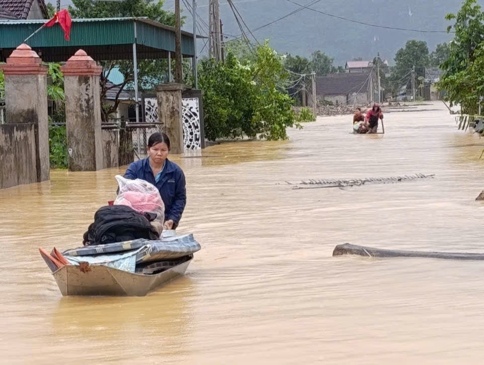 În 2025, provincia Nghe An a suferit pagube semnificative din cauza dezastrelor naturale. Foto: Pham Tuan. Năm 2025, tỉnh Nghệ An hứng chịu nhiều thiệt hại do thiên tai gây ra. Ảnh: Phạm Tuân.