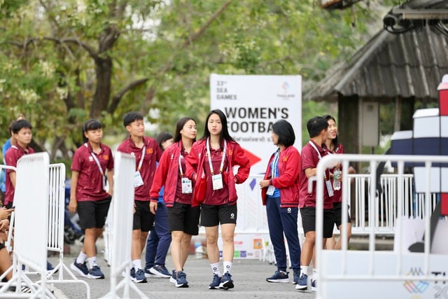 Trở lại sân từng vô địch AFF Cup, HLV Mai Đức Chung rất tin Việt Nam sẽ thắng Indonesia- Ảnh 5.