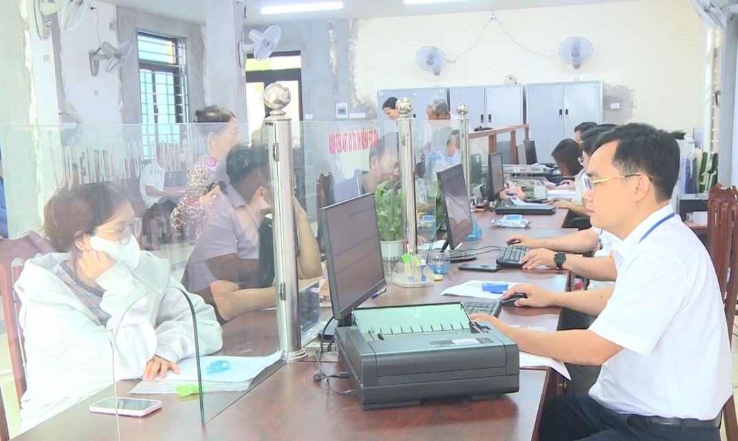 Xã Hát Môn đẩy mạnh công tác cải cách hành chính gắn với chuyển đổi số- Ảnh 3.