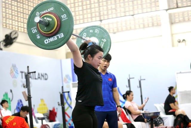 Vietnamesisk tyngdlyftning Cử tạ Việt Nam ‘bung lụa’ hôm nay: Săn vàng trong thế khó, chỉ tiêu cực bất ngờ- Ảnh 2.