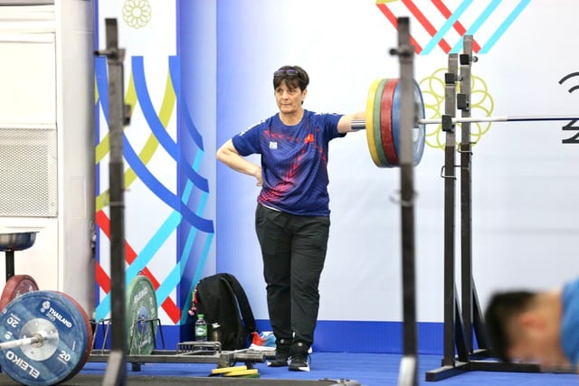 Vietnamesisk tyngdlyftning Cử tạ Việt Nam ‘bung lụa’ hôm nay: Săn vàng trong thế khó, chỉ tiêu cực bất ngờ- Ảnh 3.