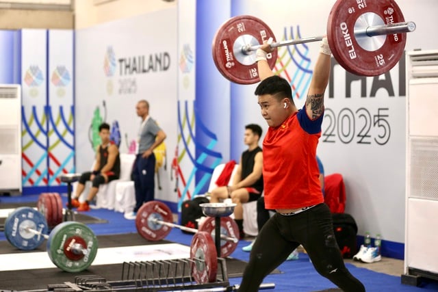Vietnamesisk tyngdlyftning Cử tạ Việt Nam ‘bung lụa’ hôm nay: Săn vàng trong thế khó, chỉ tiêu cực bất ngờ- Ảnh 4.