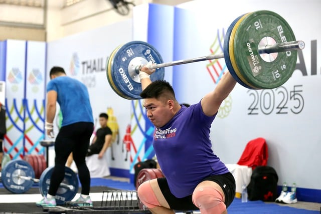 Vietnamesisk tyngdlyftning Cử tạ Việt Nam ‘bung lụa’ hôm nay: Săn vàng trong thế khó, chỉ tiêu cực bất ngờ- Ảnh 8.