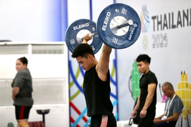 Vietnamesisk tyngdlyftning Cử tạ Việt Nam ‘bung lụa’ hôm nay: Săn vàng trong thế khó, chỉ tiêu cực bất ngờ- Ảnh 11.