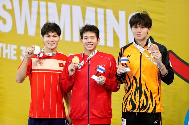 Perenang Malaysia memuji adik-beradik perempuan Anh Vien dan Quang Thuan secara emosi: Kình ngư Malaysia xúc động ca ngợi chị em Ánh Viên - Quang Thuấn: Thật tuyệt vời!- Ảnh 1.