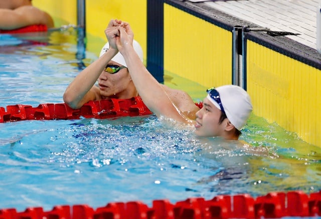 Perenang Malaysia memuji adik-beradik perempuan Anh Vien dan Quang Thuan secara emosi: Kình ngư Malaysia xúc động ca ngợi chị em Ánh Viên - Quang Thuấn: Thật tuyệt vời!- Ảnh 2.