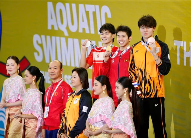 Perenang Malaysia memuji adik-beradik perempuan Anh Vien dan Quang Thuan secara emosi: Kình ngư Malaysia xúc động ca ngợi chị em Ánh Viên - Quang Thuấn: Thật tuyệt vời!- Ảnh 4.