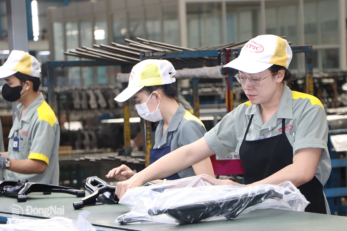 Avec l'augmentation de l'abattement personnel des contribuables à 15,5 millions de VND/mois, les travailleurs constateront une réduction de leur charge fiscale dans la période à venir.