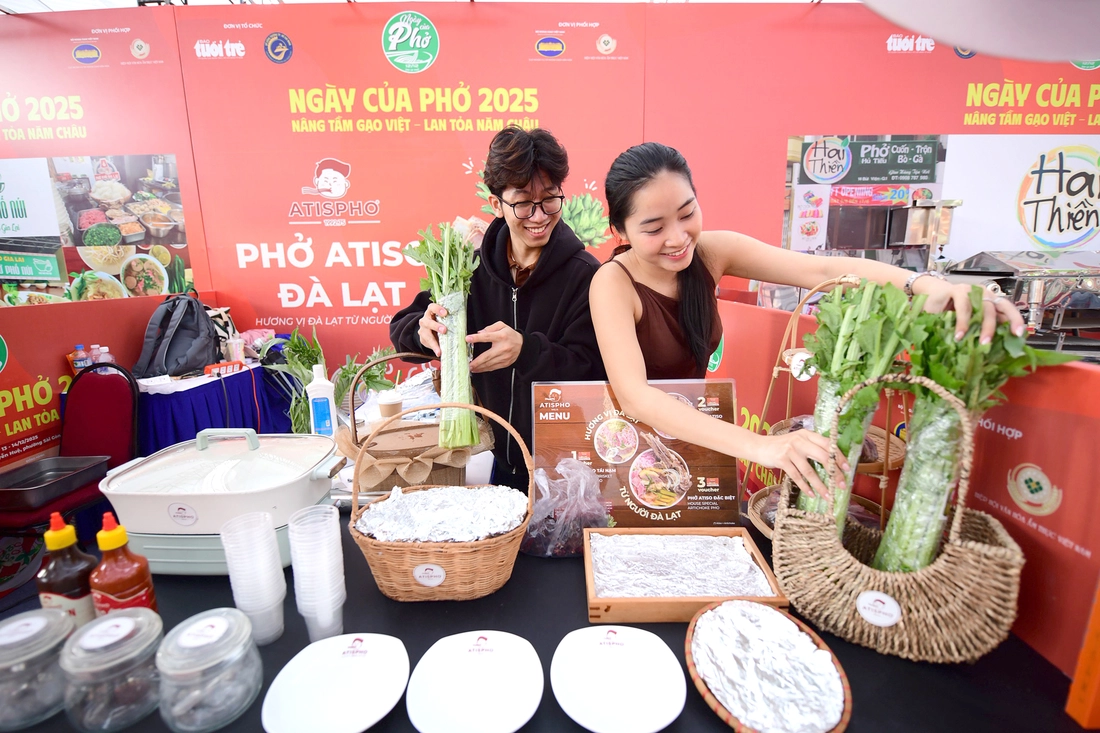 פו מאזורים שונים מתכנס בהו צ'י מין סיטי - תמונה 2. Ngày của Phở - Ảnh 3.