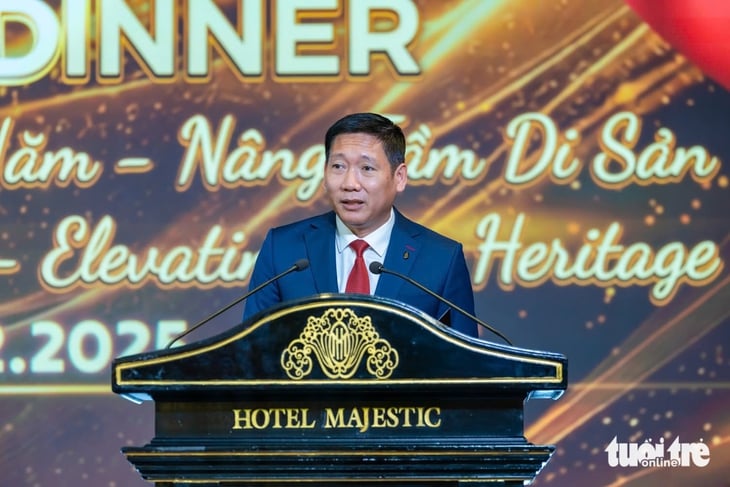 ফো দিবসের প্রতিক্রিয়ায় ১০০টি বাটি ফো পরিবেশনের মাধ্যমে ম্যাজেস্টিক হোটেল তার শতবর্ষ উদযাপন করছে - ছবি ৩। Majestic - Ảnh 3.