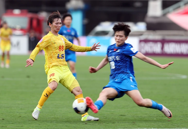 Thùy Trang: 'Cây trường sinh' của bóng đá nữ Việt Nam - Ảnh 3.