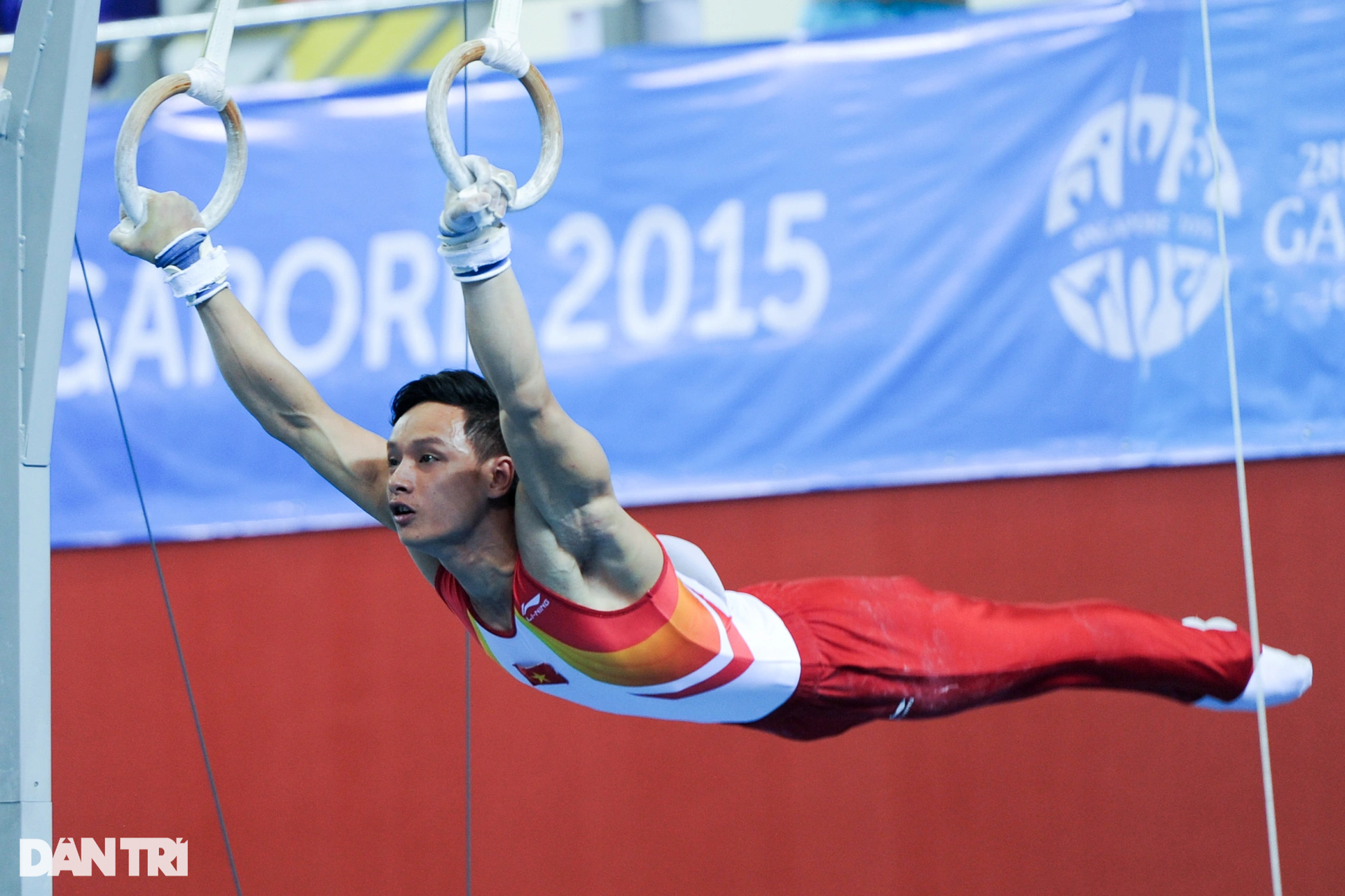 Admire o recorde de 14 medalhas de ouro em 6 Jogos do Sudeste Asiático conquistadas pelo príncipe da ginástica Dinh Phuong Thanh - 8