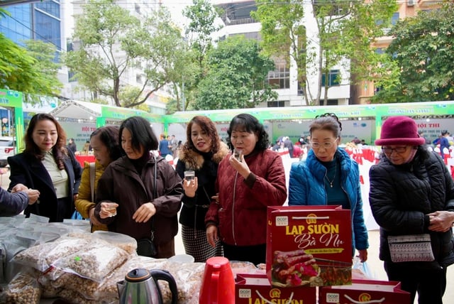 Pratos únicos e deliciosos, especialidades da região montanhosa de Cao Bang - Foto 6. Độc đáo món ngon, đặc sản miền núi Cao Bằng- Ảnh 6.