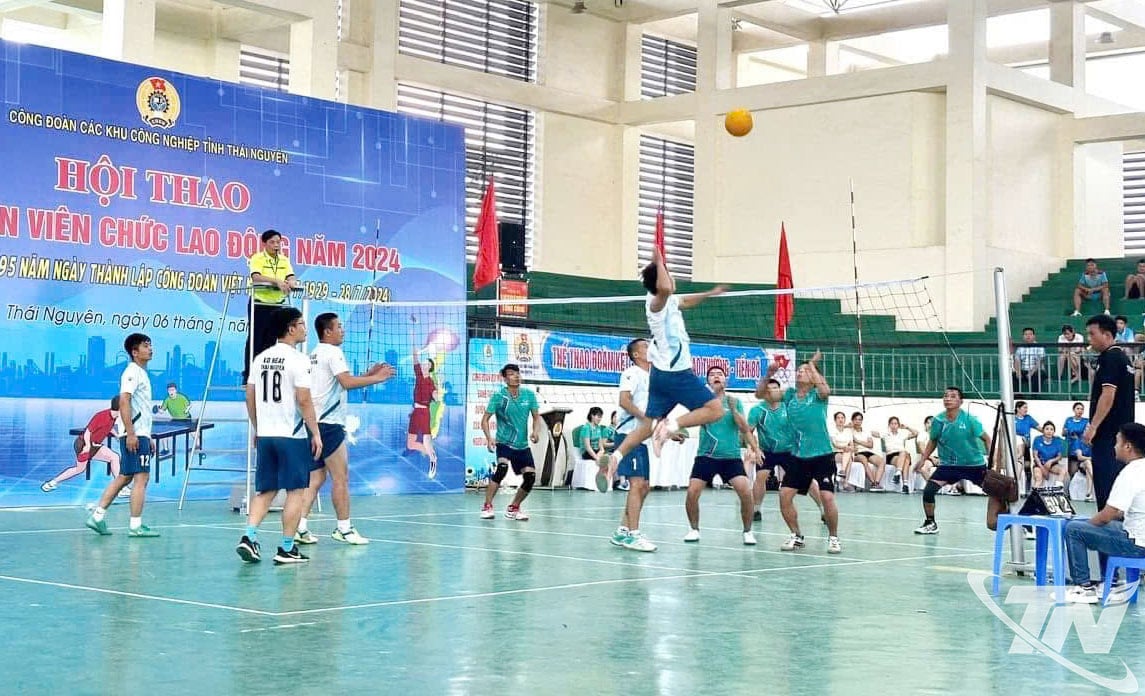 州内のあらゆるレベルの労働組合は、労働者の健康増進を支援するために、定期的にスポーツや身体活動を組織しています。