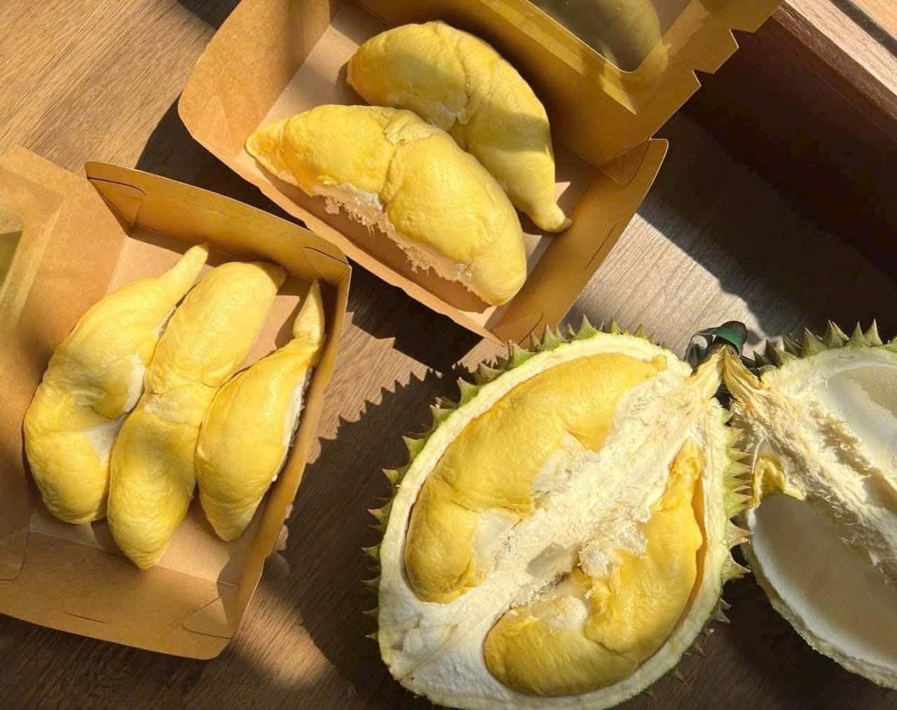 តម្លៃផ្លែទុរេនថ្ងៃនេះ ទី១៣ ខែធ្នូ៖ ទីផ្សារបន្តធ្លាក់ចុះយ៉ាងខ្លាំងនៅតាមឃ្លាំងជាច្រើនក្នុងតំបន់ដីសណ្តរមេគង្គ។