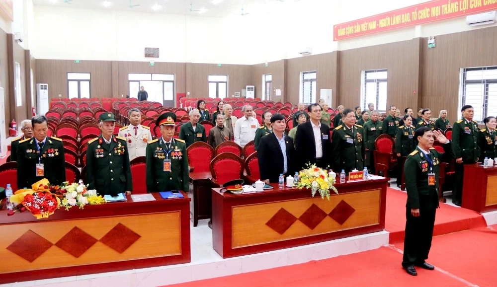 Kongres tradiční asociace Truong Son - Ho Či Minova stezka z okrsku Ham Rong