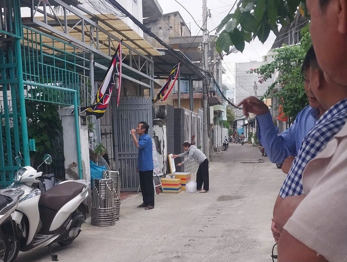 Tang lễ giản dị tiễn đưa nghệ sĩ Thương Tín về cõi vĩnh hằng - Ảnh 2.