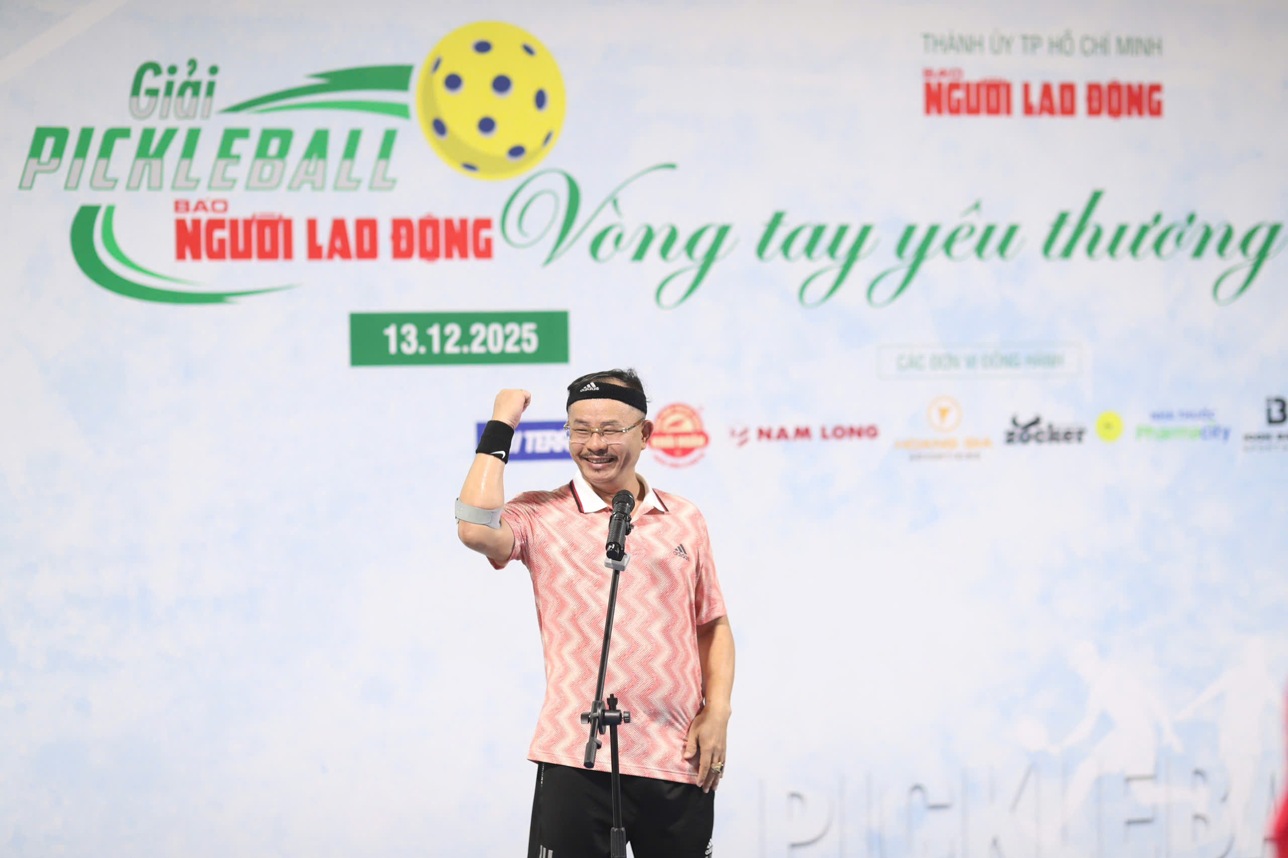 Sôi nổi khai Mạc Giải Pickleball “Vòng Tay Yêu Thương”  - Ảnh 9.