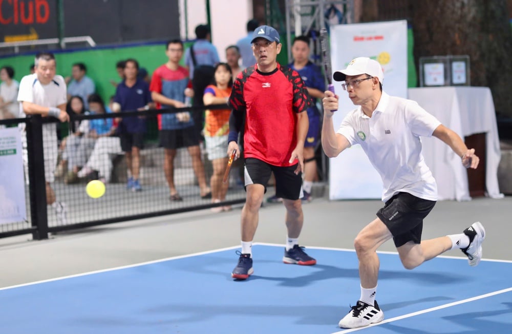 Sôi nổi khai Mạc Giải Pickleball “Vòng Tay Yêu Thương” - Ảnh 14.
