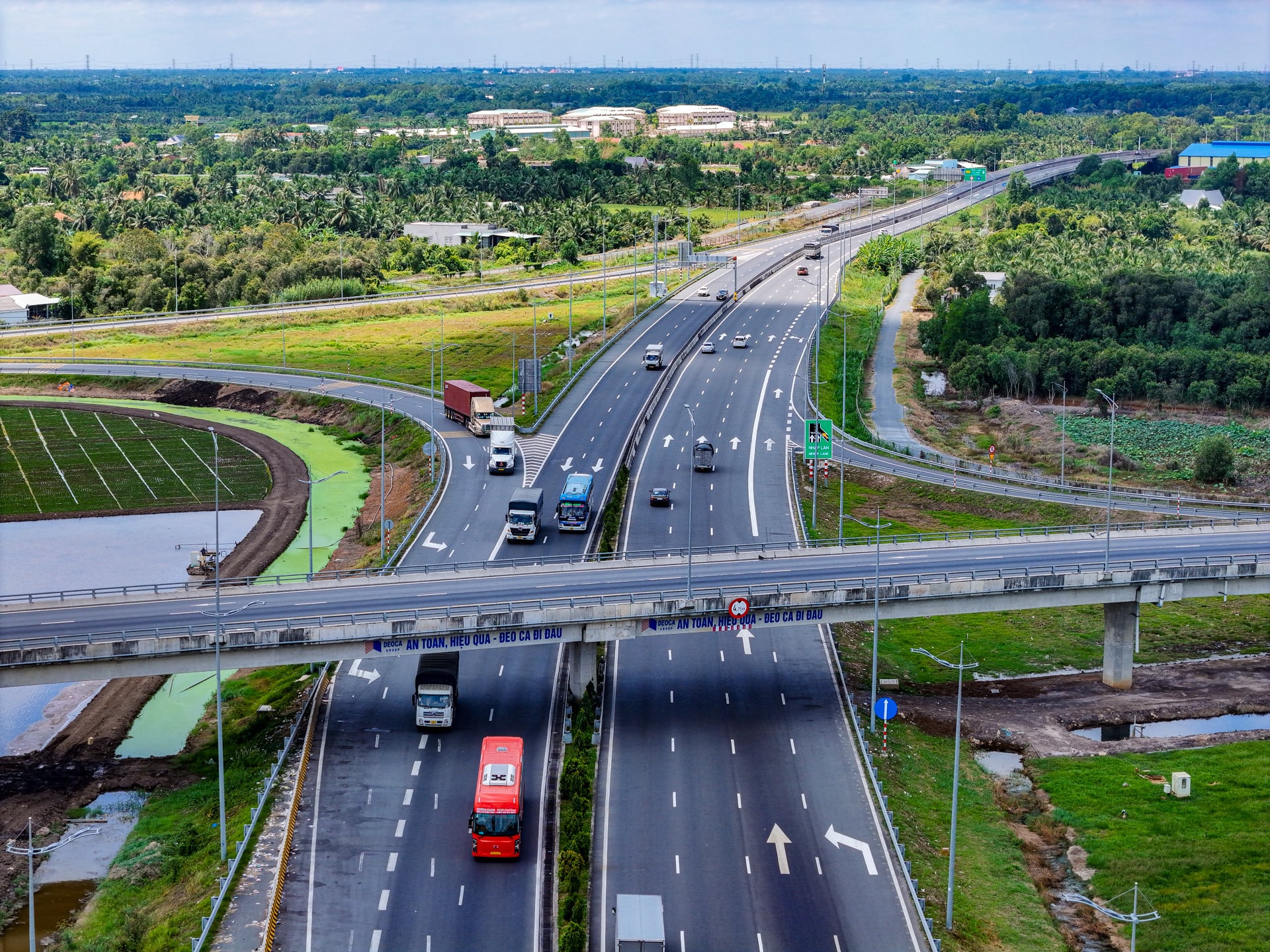 CT TPHCM Trung Luong - Nguyen Hue-3.jpg